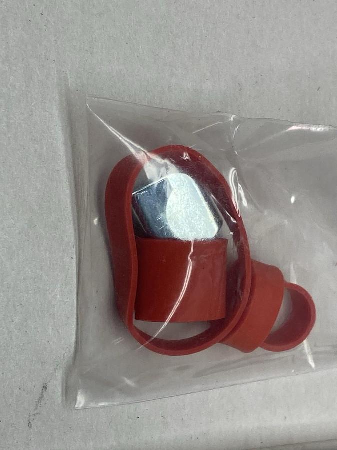 Master Lock,1TDB2,Circuit Breaker Toggle Lockout
