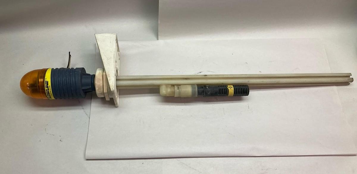 Used Flowline,LC10-1002,Level Switch and Controller Assembly 50/60Hz 0.25A 120Vac
