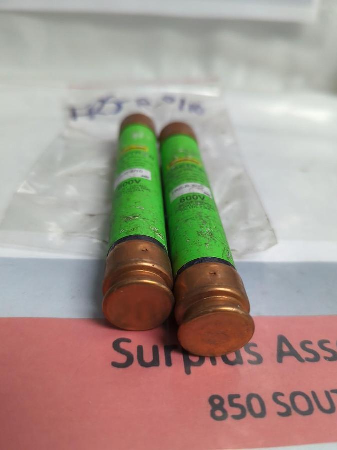 Used COOPER BUSSMANN,FRS-R-8/10,FUSETRON 8/10 AMP FUSE LOT OF 2 PRE-OWNED