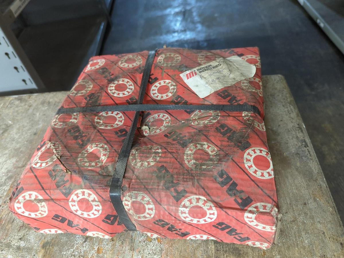 FAG,23132E1A.M.C3,SPHERICAL ROLLER BEARING 6.3 IN X 3.39 IN X 10.63 IN