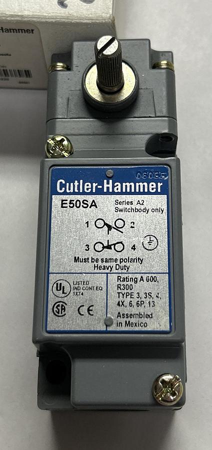 Used EATON CUTLER HAMMER,E50AM1,HEAVY DUTY LIMIT SWITCH NEW