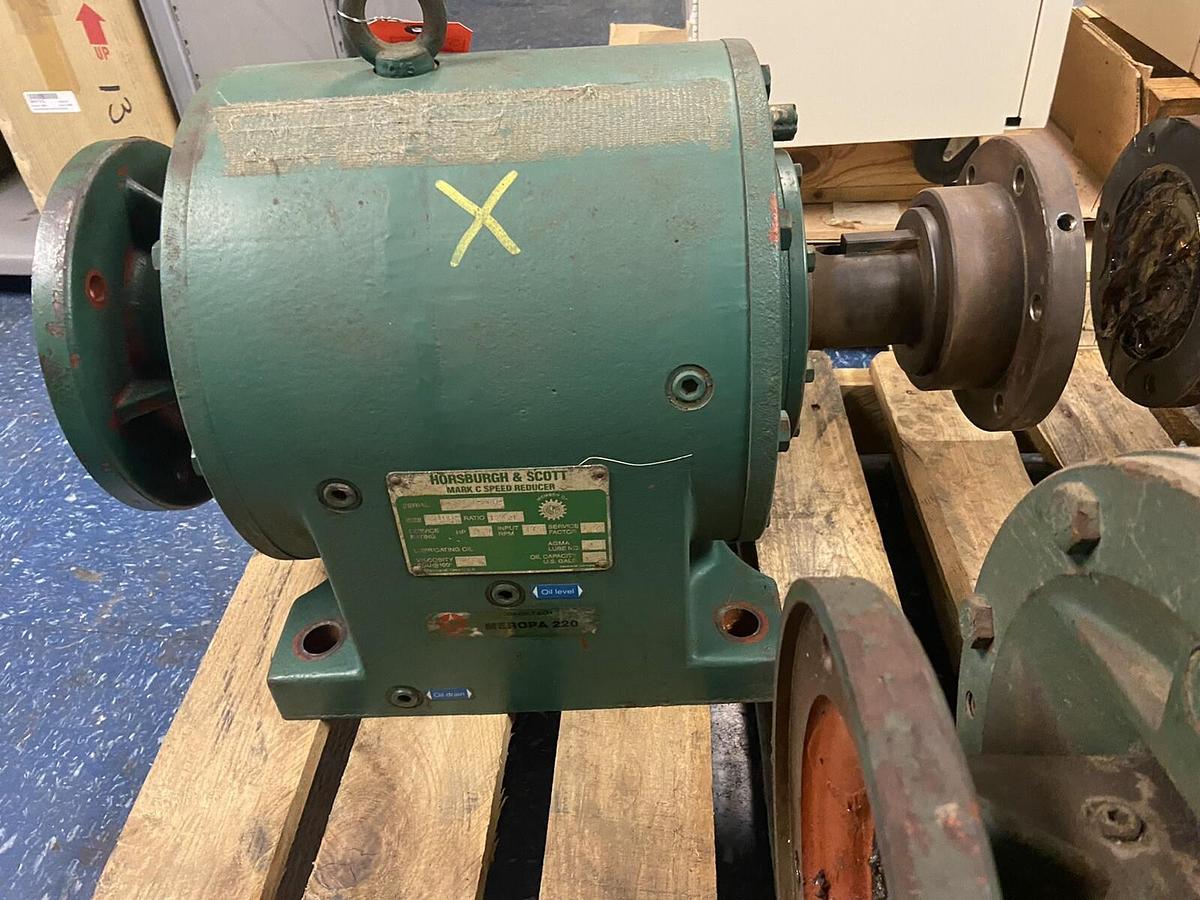 Used Horsburgh & Scott,T-3260-200-G,Speed Reducer Ratio 124:1 CG180-30 3Hp