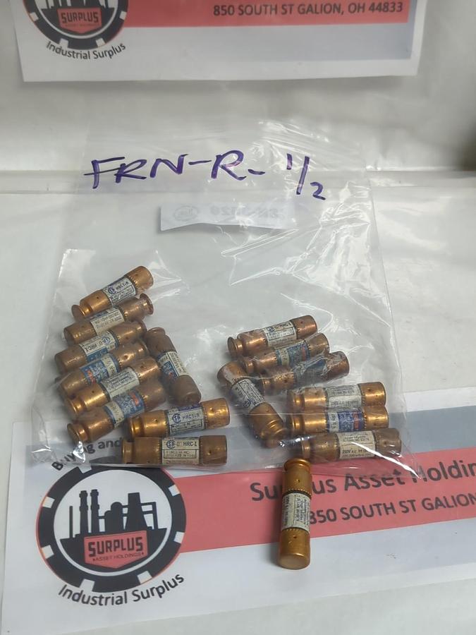 Used COOPER BUSSMANN,FRN-R-1/2,FUSETRON 1/2 AMP FUSE LOT OF 17 PRE-OWNED