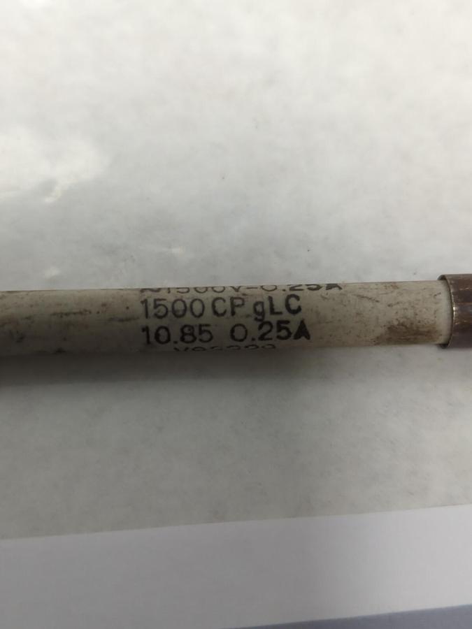 Used FERRAZ,V93329,LIMITOR FUSE .25 AMP LOT OF 2 PRE-OWNED