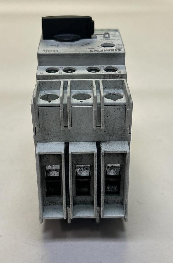 Used SIEMENS,3RV1021-1GA10,MOTOR STARTER
