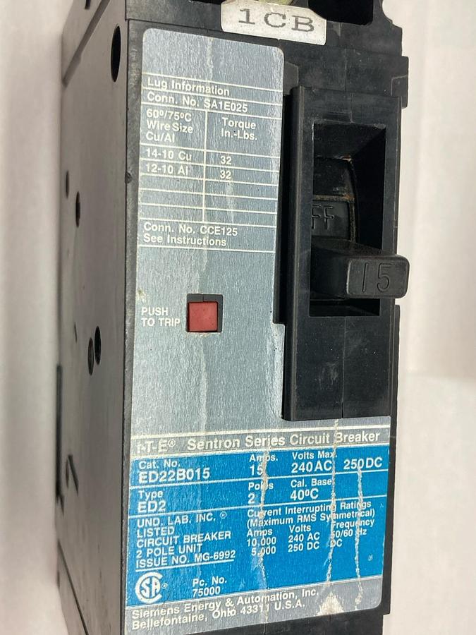 Used Siemens,ED22B015,Circuit Breaker 15A 240Vac