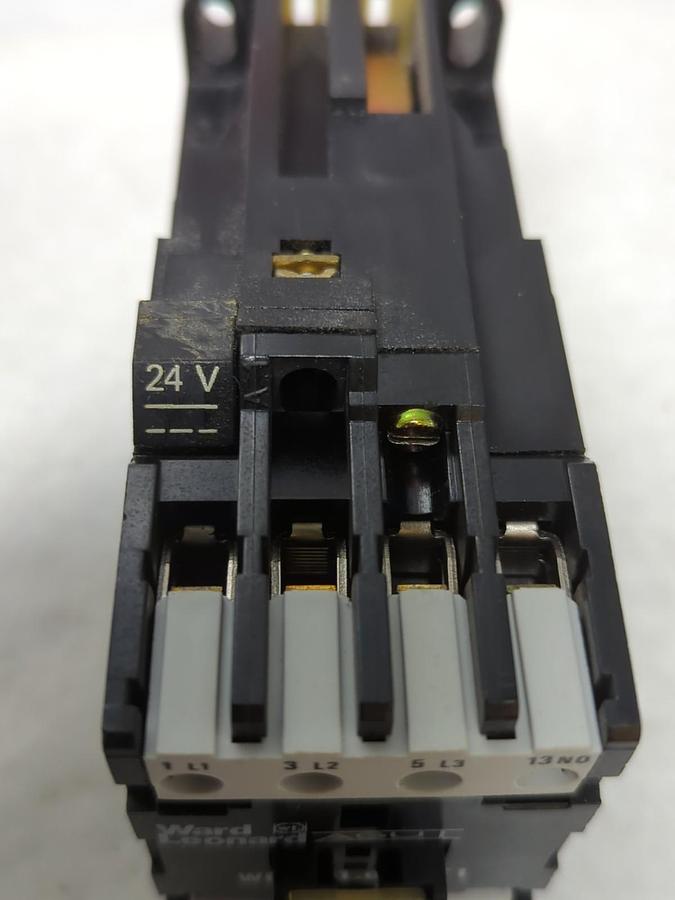 WARD LEONARD/AGUT,WCL-01-c-III T1,CONTACTOR 24V NOS