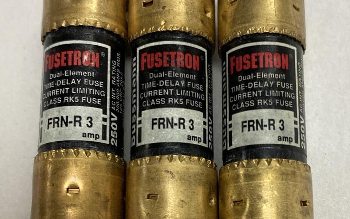 Cooper Bussmann,FRN-R-3,Fuse Lot Of 3 NOS