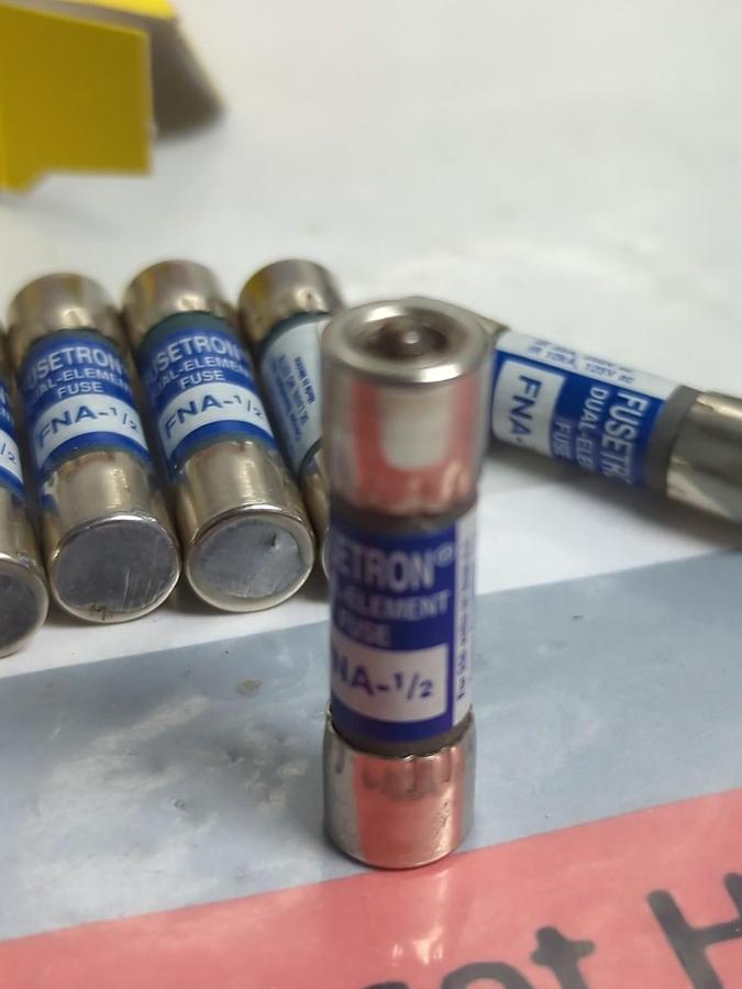 COOPER BUSSMANN,FNA-1/2,FUSETRON 1/2 AMP FUSES BOX OF 10 NOS