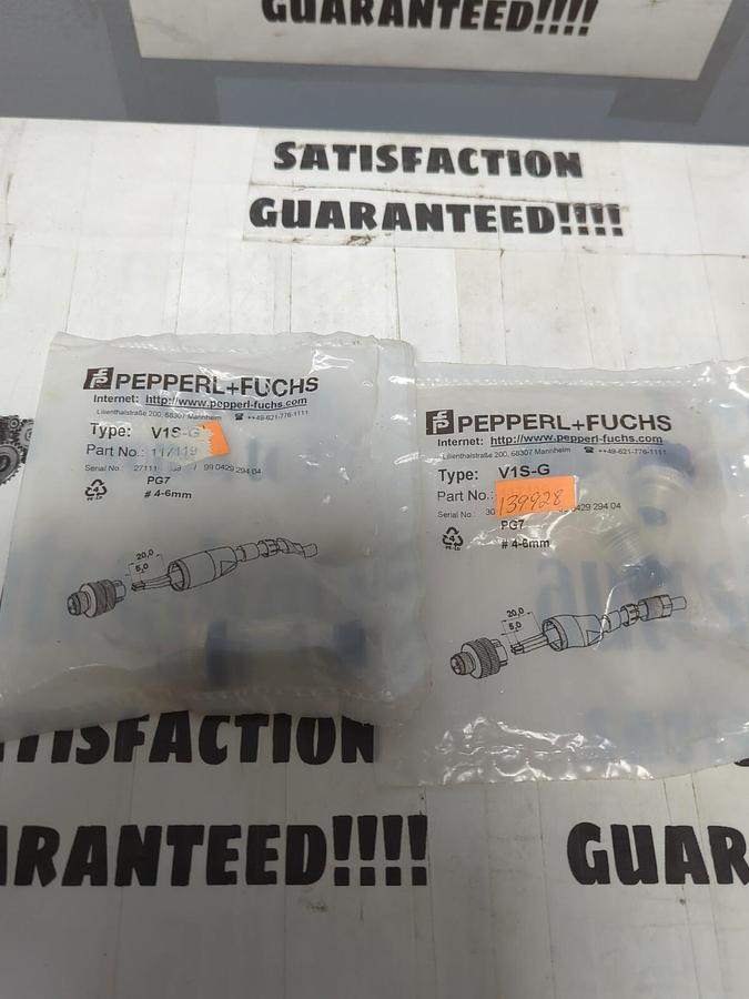 Used PEPPERL+FUCHS,V1S-G  117119,4-PIN STRAIGHT MALE EXTENSION CONNECTORS LOT OF 2