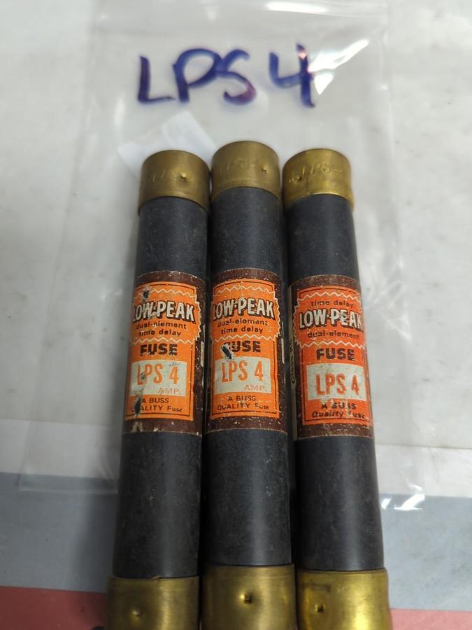 Used COOPER BUSSMANN,LPS-4,LOW-PEAK 4 AMP FUSE LOT OF 3 PRE-OWNED