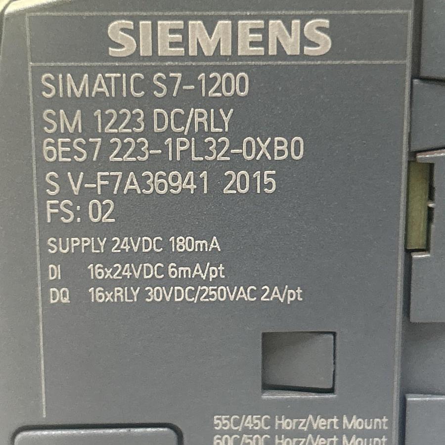 Used SIEMENS,6ES7223-1PL32-0XB0,DIGITAL INPUT/OUTPUT MODULE
