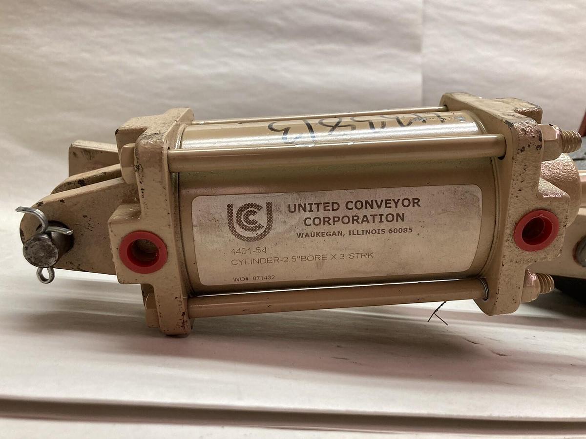 Used United Conveyor,1952-38,Lever Operated Vent Valve w/ 4401-54