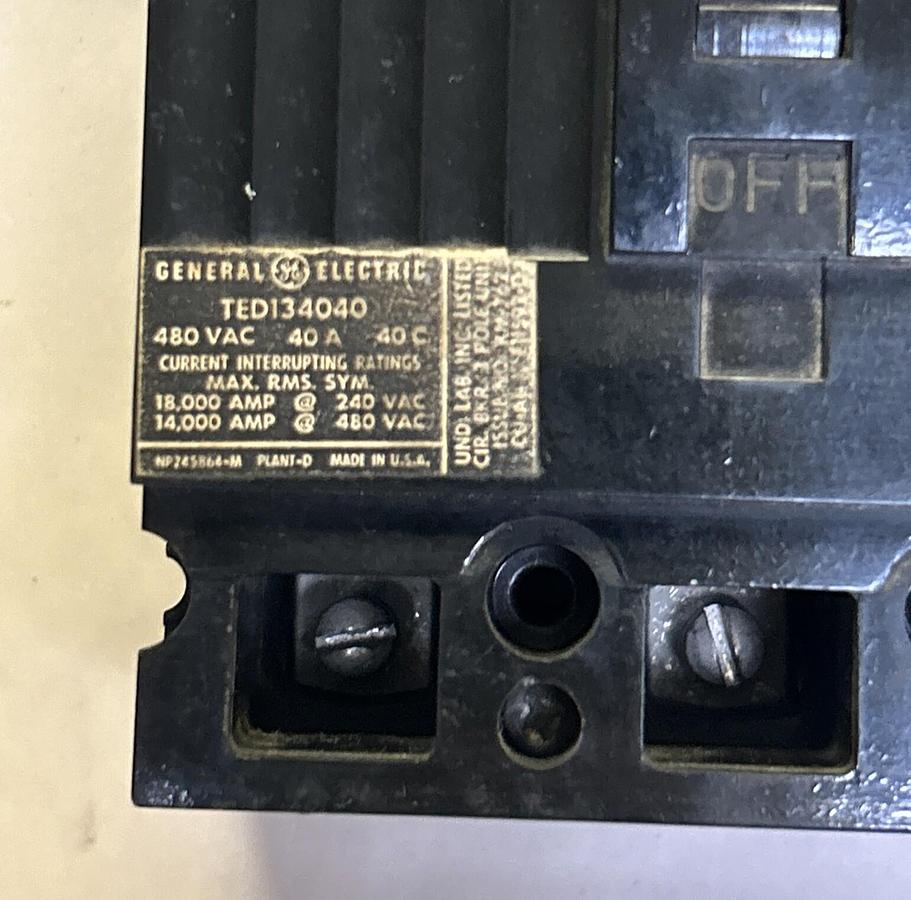 Used GENERAL ELECTRIC,TED134040,CIRCUIT BREAKER 20A 480V 3P