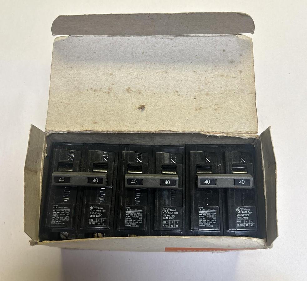 SIEMENS ITE,Q240,CIRCUIT BREAKER 40A 120/240V 2P LOT OF 3 NEW