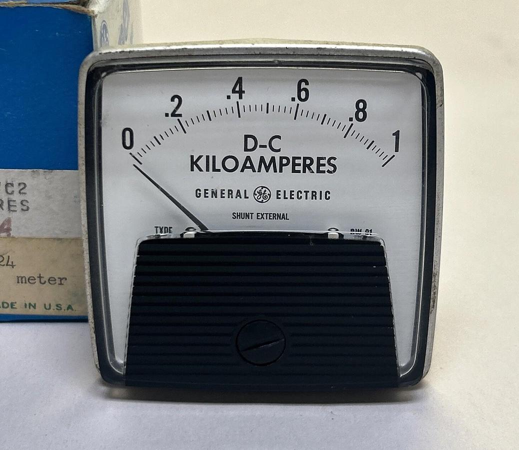GENERAL ELECTRIC,50-152121ECVC2,PANEL METER 0-1 DC KILOAMPERES NOS