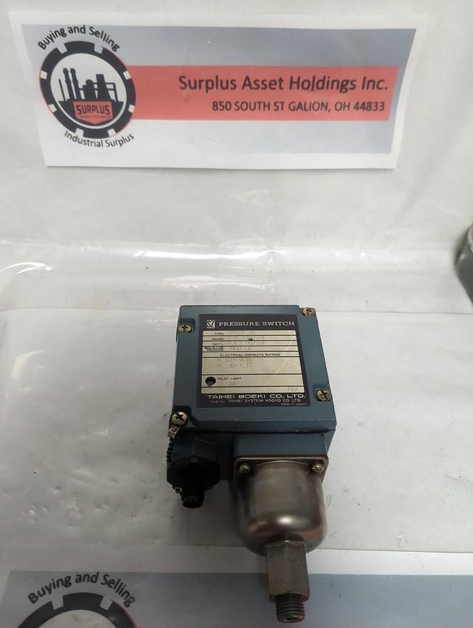 Used TAIHEI BOEKI,SZ010BL240,PRESSURE SWITCH 125V-0.1A AC/30V-0.1A DC PRE-OWNED