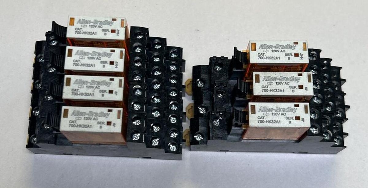Used ALLEN BRADLEY,700-HN122,RELAY BASE W/ 700-HK32A1 RELAY LOT OF 7