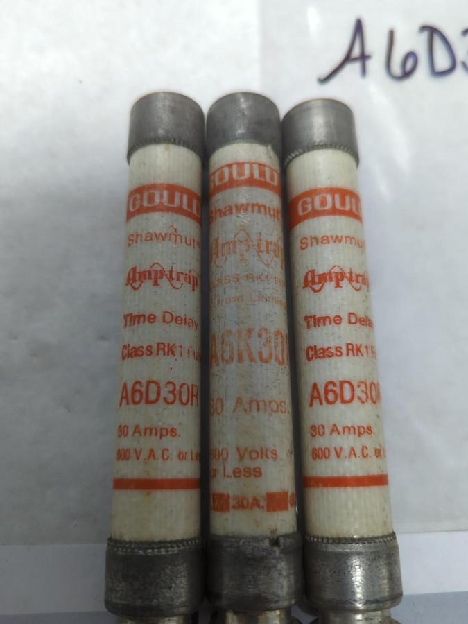 Used GOULD SHAWMUT,A6D30R,AMP-TRAP 30 AMP FUSE LOT OF 3 PRE-OWNED