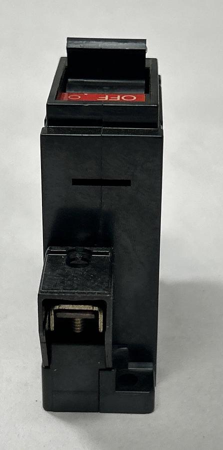 Used MATSUSHITA,BAC102105,CIRCUIT PROTECTOR 10A 220V