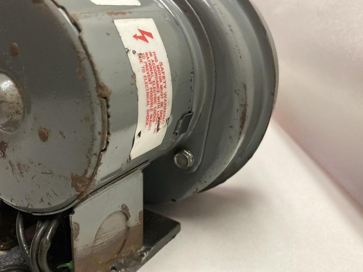 Used Dayton,Model 4C443A,Blower Motor 115V 50/60Hz 3030RPM 1/125Hp