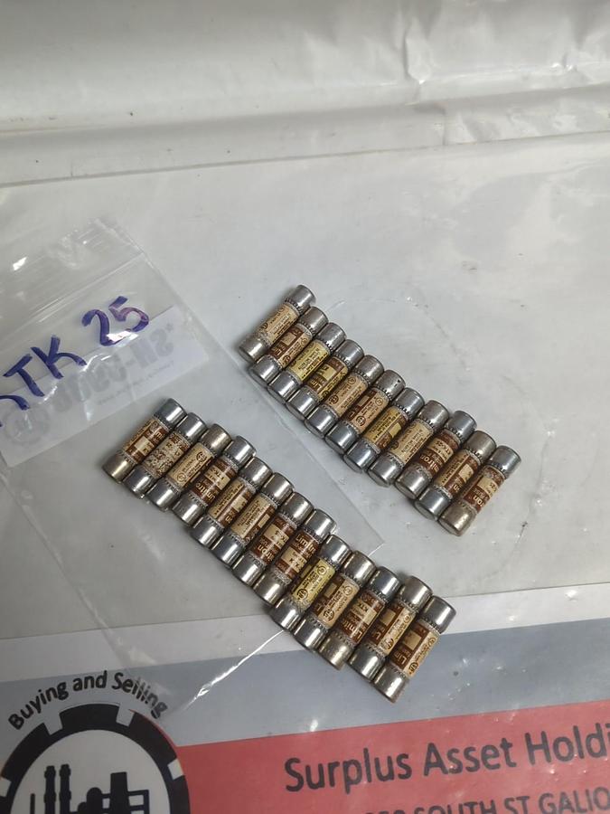 Used COOPER BUSSMANN,KTK-25,LIMITRON 25 AMP FUSE LOT OF 24 PRE-OWNED