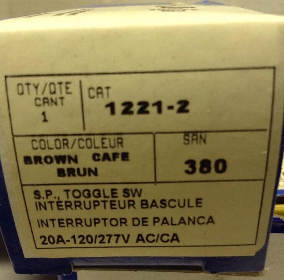 Leviton Industrial,1221-2 SP,Toggle Switch Box of 7 SAN 380 20A 120V