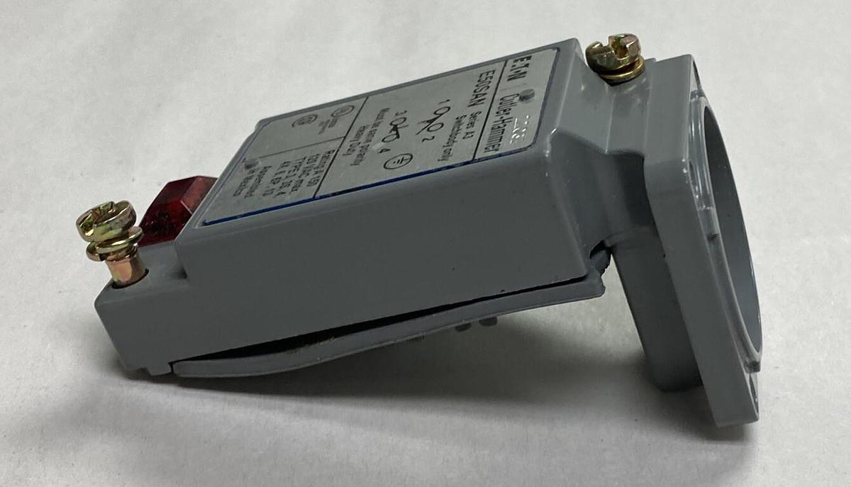 Cutler-Hammer ,E50SAN,Limit Switch Body NOS