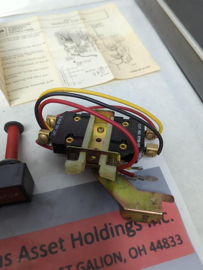 SYLVANIA,KTM-3,START-STOP PUSH BUTTON KIT FOR TM STARTER NOS