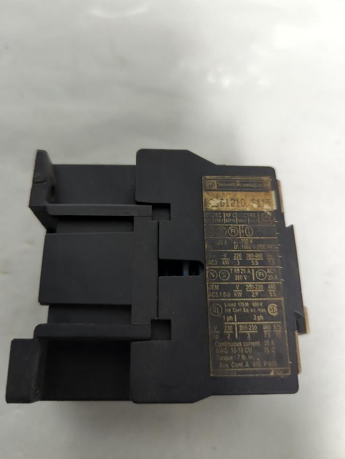 Used TELEMECANIQUE,LC1 D12 10,CONTACTOR 110V 50/60HZ PRE-OWNED