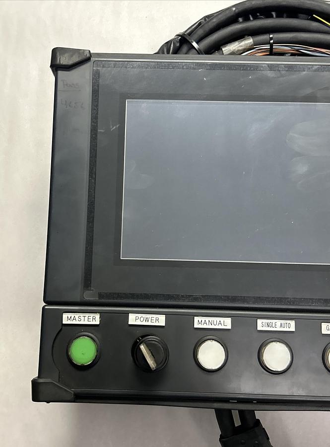 Used KEYENCE CORP,VT3-V7R,OPERATER INTERFACE