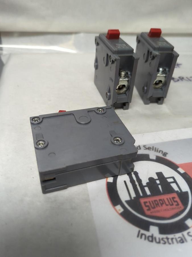 Used BRYANT,BR120,CIRCUIT BREAKER 20 AMP 1-POLE LOT OF 3 PRE-OWNED