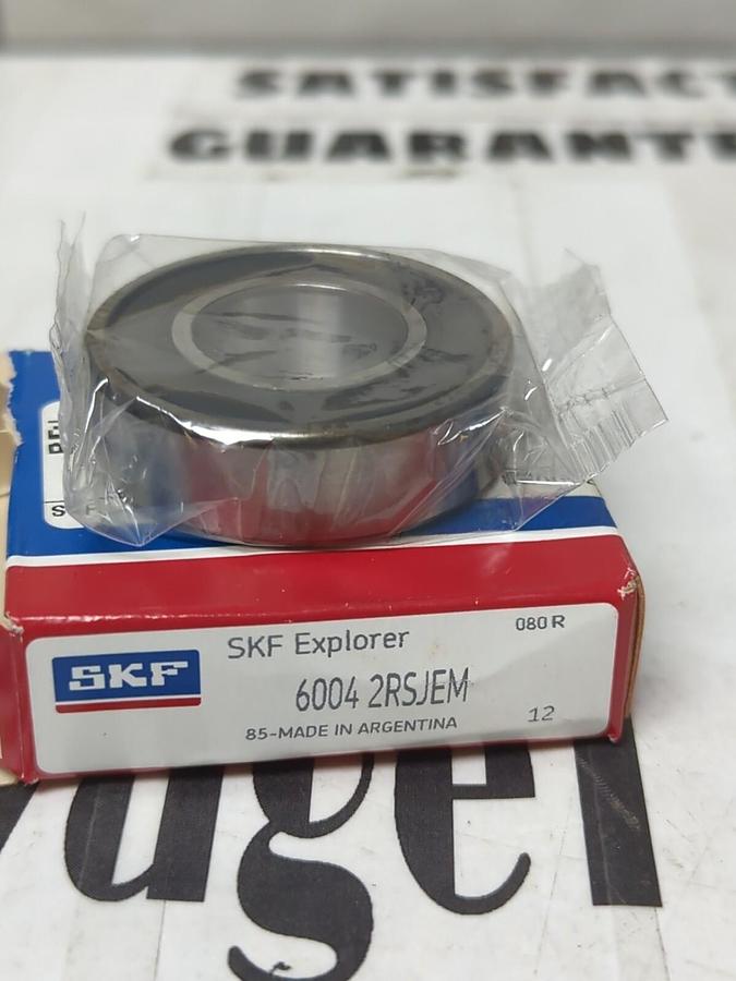 SKF,6004 2RSJEM,DEEP GROOVE BALL BEARINGS LOT OF 2 20MM BORE NOS