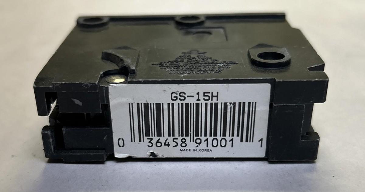 Used GENERAL SWITCH,GS-15H,CIRCUIT BREAKER 15A 120/240V 1P LOT OF 2