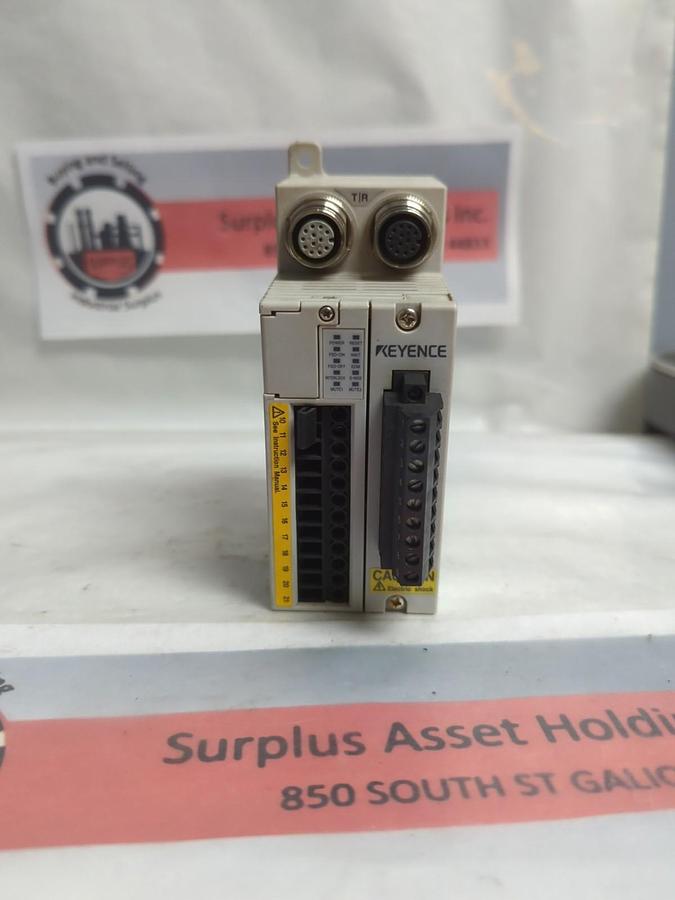 Used KEYENCE,SL-T11R,SAFETY LIGHT CURTAIN TERMINAL RELAY PRE-OWNED