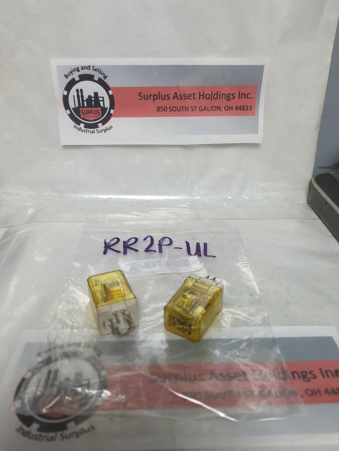 Used IDEC,RR2P-UL,PLUG IN RELAY 8-PIN 10A LOT OF 2 PRE-OWNED