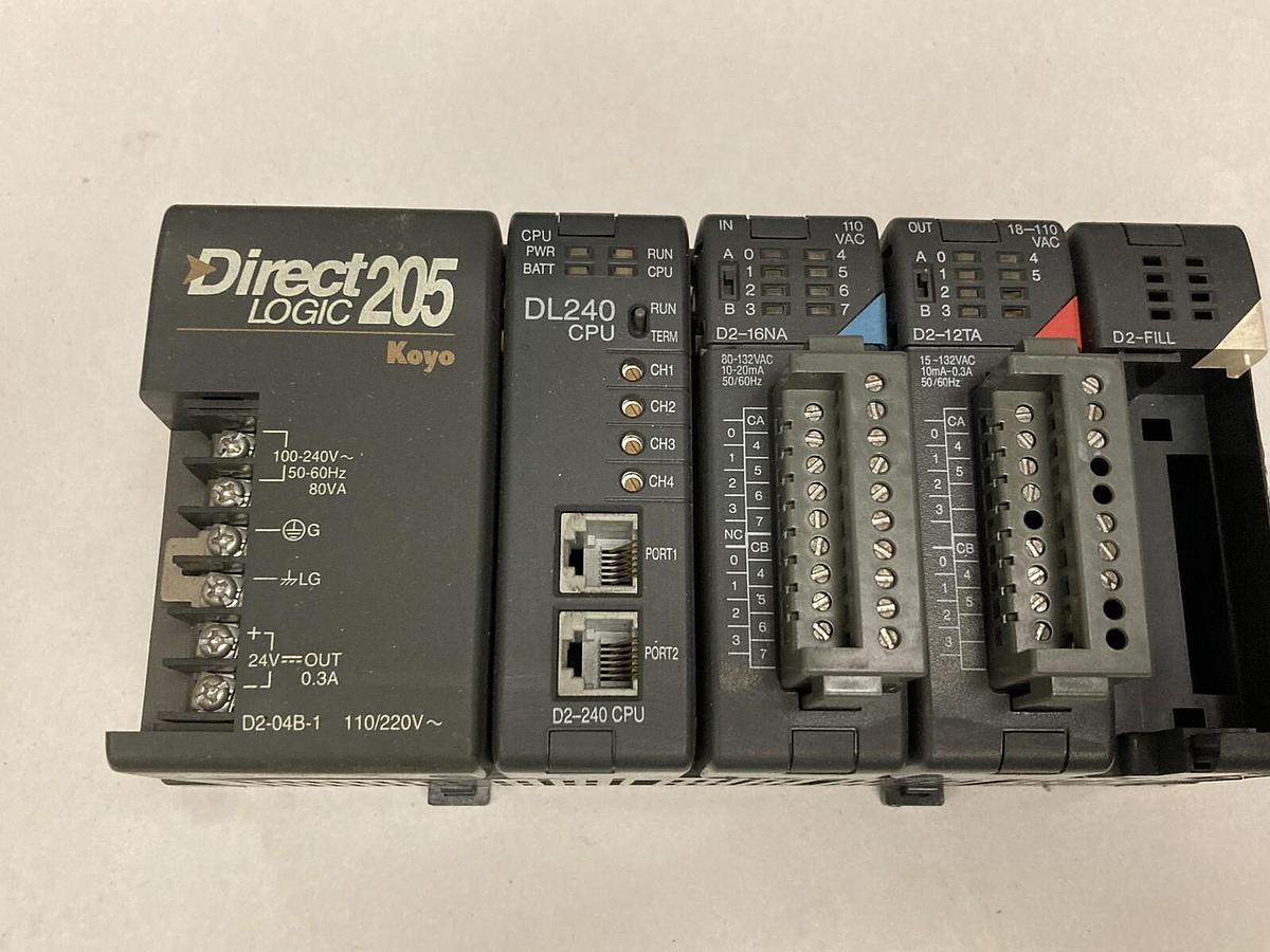 Used Automation Direct,D2-04B-1,PLC Direct Logic 205 Koyo Base