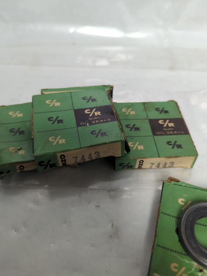 CHICAGO RAWHIDE,7443,OIL SEAL LOT OF 4 NOS