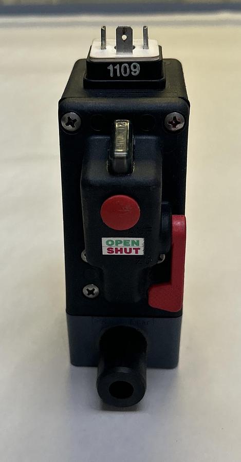 Used GEMU,205-10D31-1141230,SOLENOID VALVE