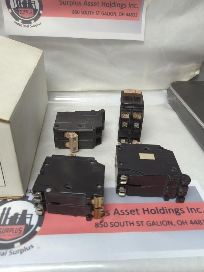 CUTLER-HAMMER,CH215,CIRCUIT BREAKER 15 AMP 2-POLE LOT OF 4 NOS