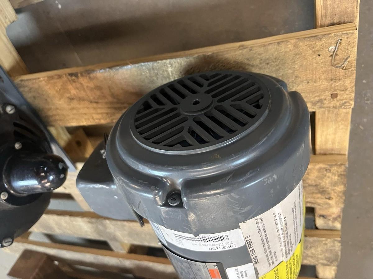 DAYTON,48ZJ85,INDUSTRIAL MOTOR 1HP 1155RPM 208-230/460V 56H FRAME NOS