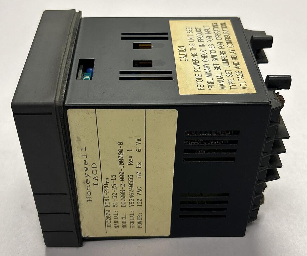 Used HONEYWELL,DC200H-2-000-1000000-0 UDC2000,MINI-PRO TEMPERATURE CONTROLLER