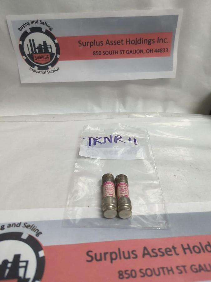 Used GOULD SHAWMUT,TRN-R4,TRI-ONIC 4 AMP FUSE LOT OF 2 PRE-OWNED