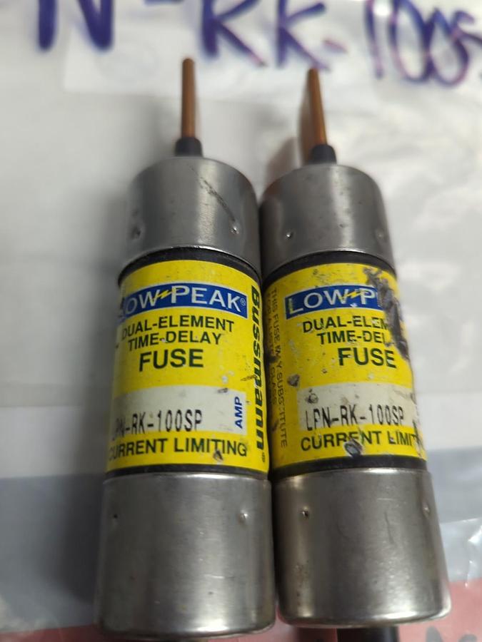 Used COOPER BUSSMANN,LPN-RK-100SP,LOW-PEAK 100 AMP FUSE LOT OF 2 PRE-OWNED