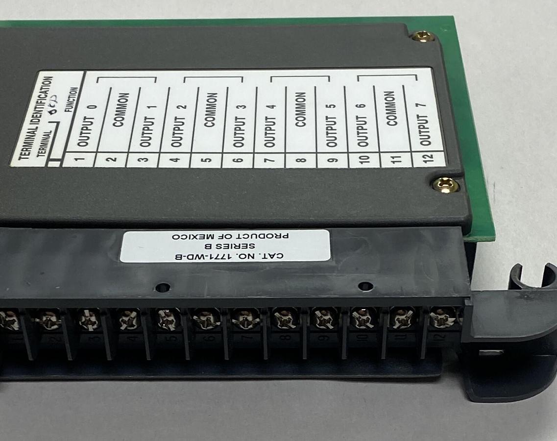 Used ALLEN BRADLEY,1771-OW,SELECTABLE CONTACT OUTPUT MODULE