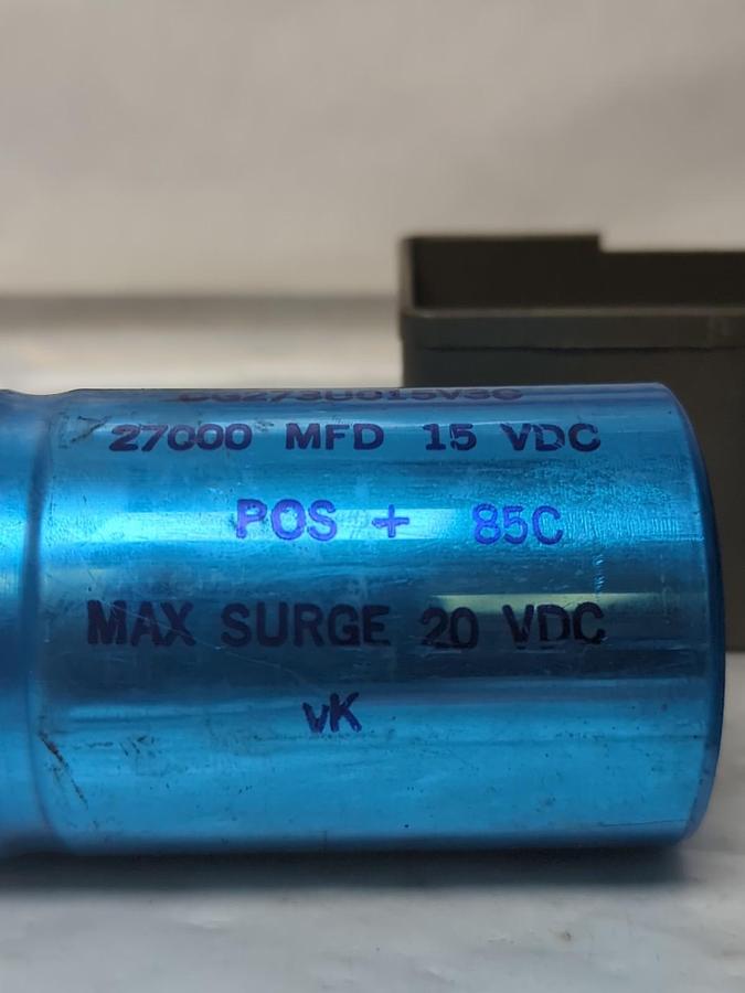 Used MALLORY,CG273U015V3C,CAPACITOR 27000MFD 15 VDC LOT OF 2 PRE-OWNED
