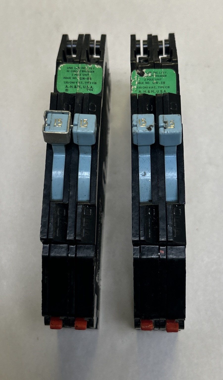 Used ARROW-HART,CB215,CIRCUIT BREAKER 15A 120/240V 2P LOT OF 2