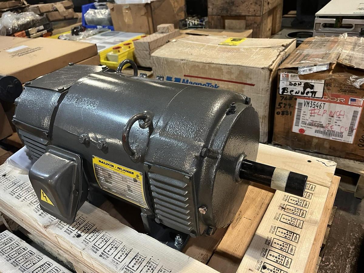 Used BALDOR,T21-0061-0053,DC MOTOR 7.5HP 1750/2300 RPM 218AT 240VDC