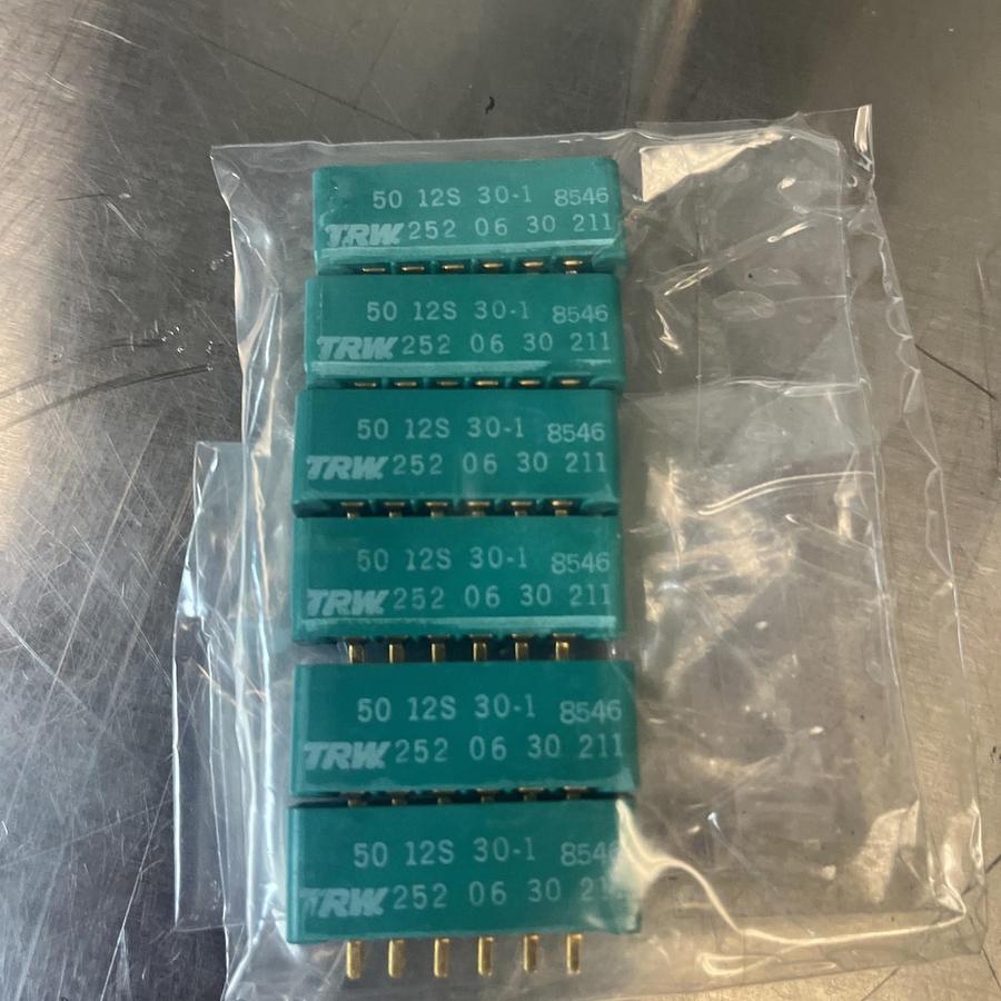 TRW,50-12S-30-1-252-06-30-211,CINCH CARD CONNECTORS LOT 0F 6