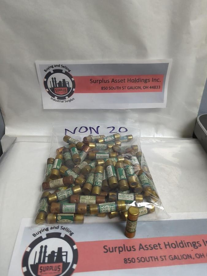 Used BUSS,NON-20,ONE-TIME 20 AMP FUSE LOT OF 66 PRE-OWNED